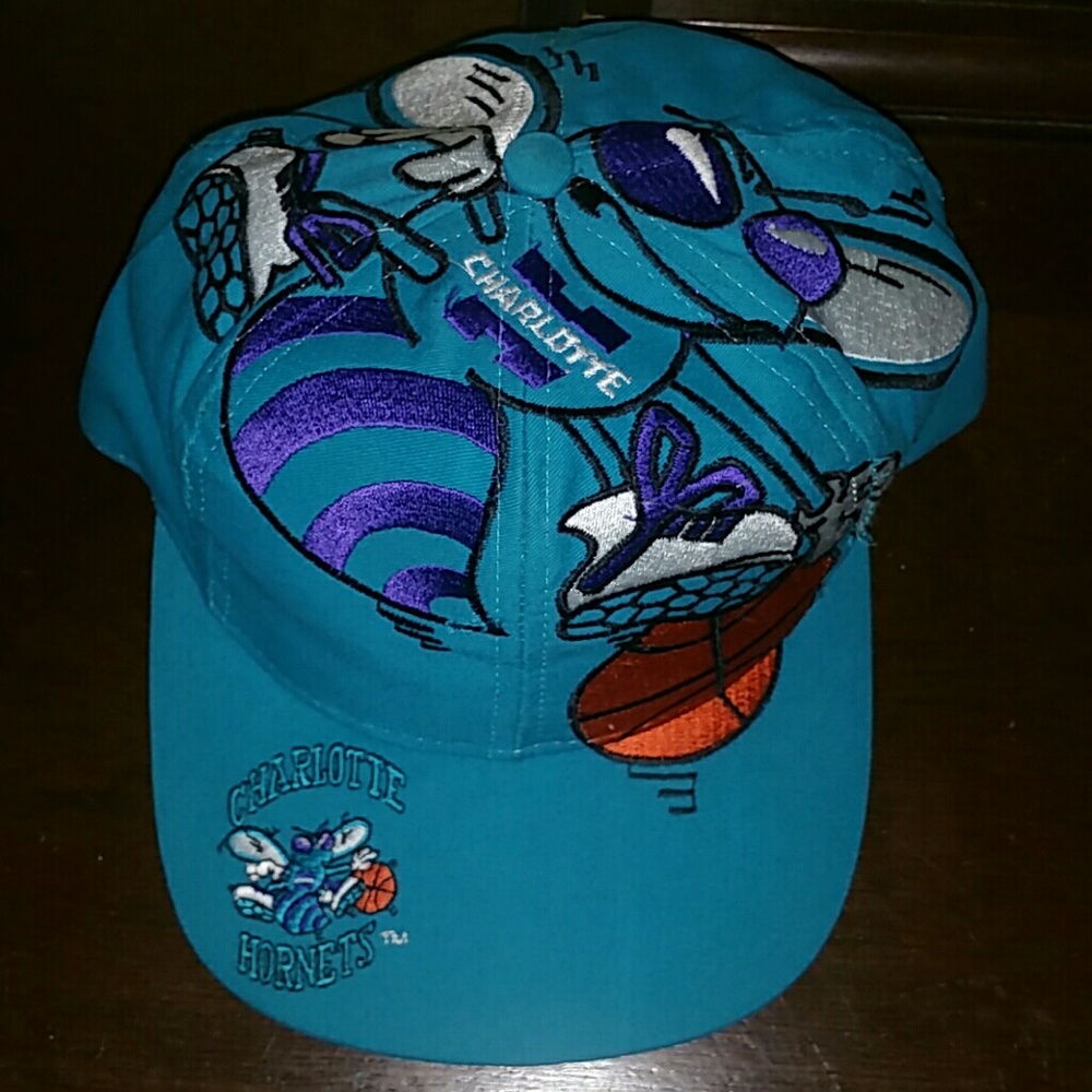 Vintage NBA 90s Big Logo Hornets hat snapback vtg